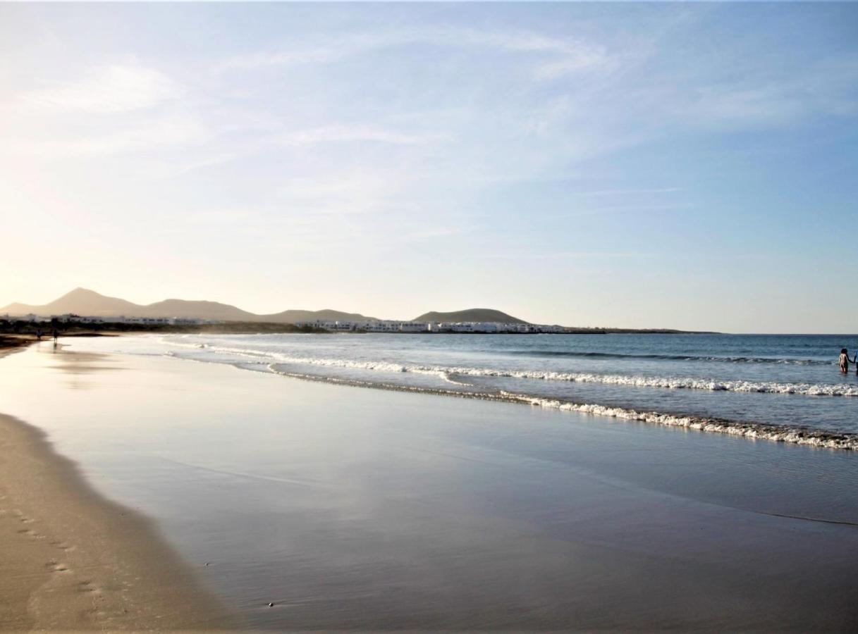 Apartment Canaryislandshost L Surfer Famara